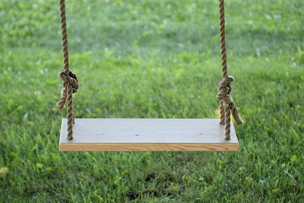 DIY Tree Swing 