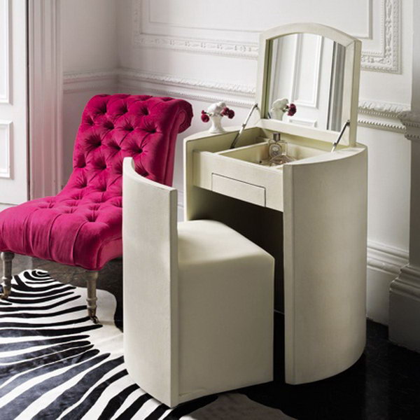 Compact Dressing Table 