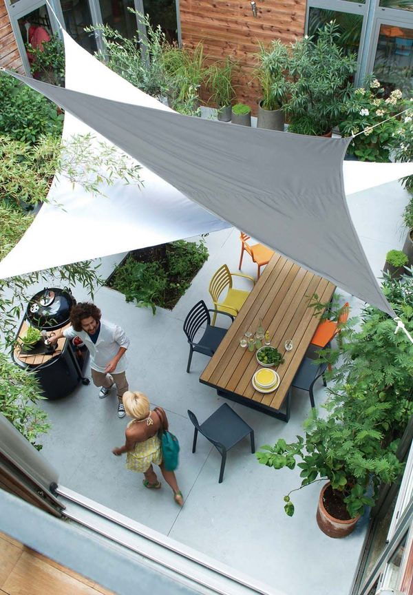 Modern Roof Garden With Shade Sails 
