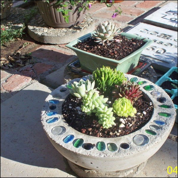 DIY Bowling Ball Planter. See the direction 