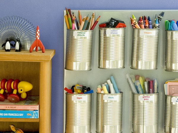 Magnet Board Cans. 