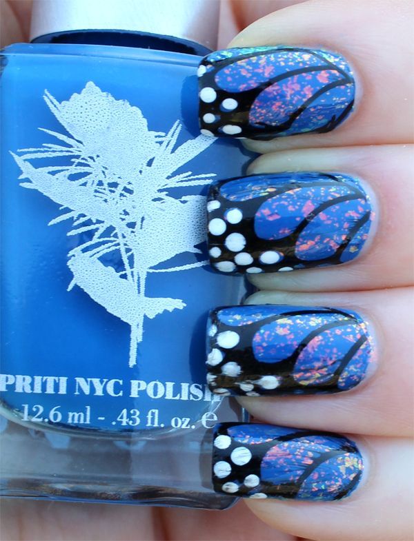 Beautiful Butterfly Wings Nails. 