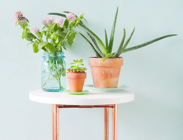 DIY Copper Pipe Side Table. See the steps 