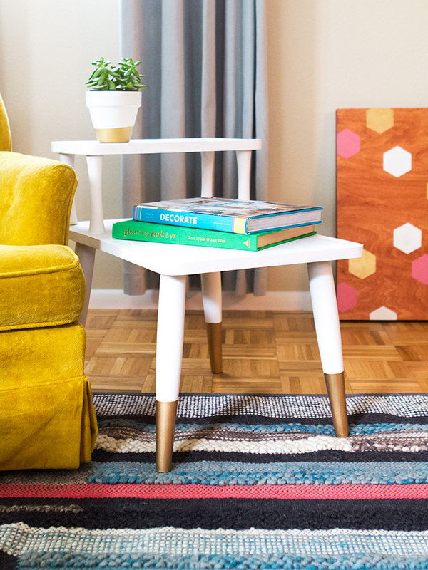 DIY Gold Dipped Side Table. Get the steps 