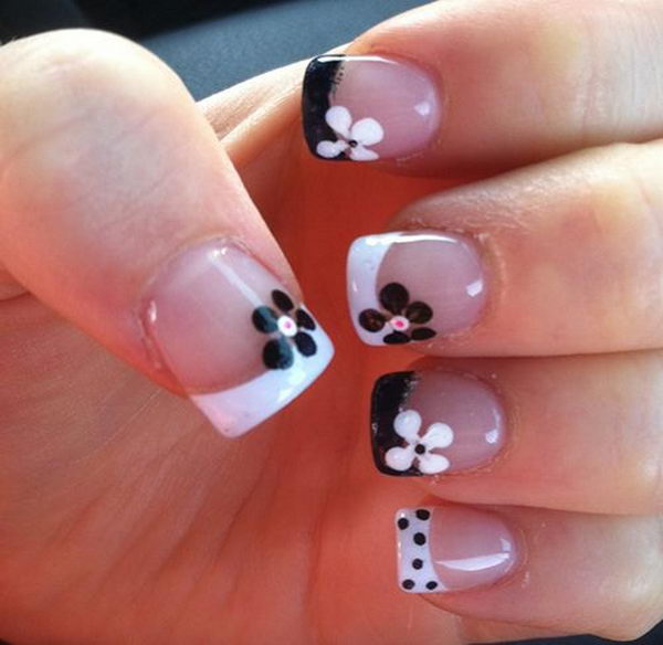 Black and White Flower French Nails. 