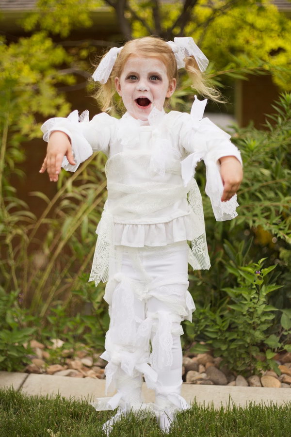 DIY Little Girl Lace Mummy Halloween Costume 