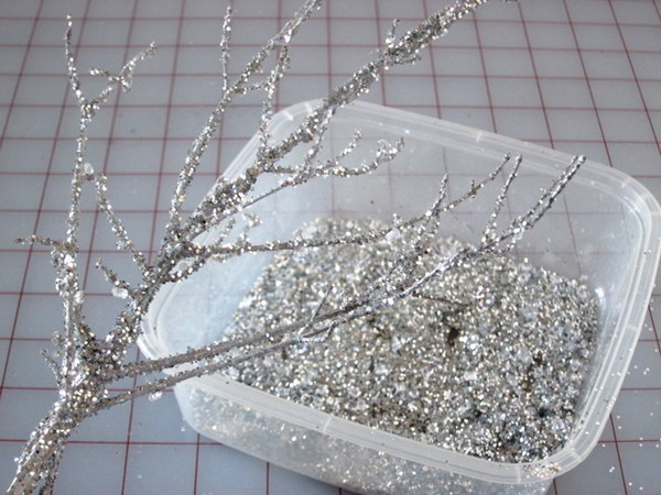 Easy DIY Iced Branches 