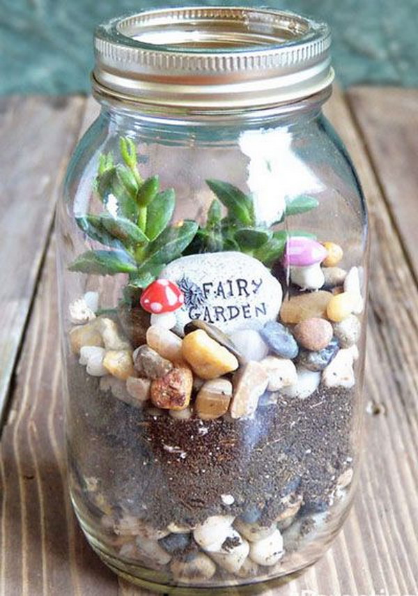 DIY Fairy Garden in a Jar 
