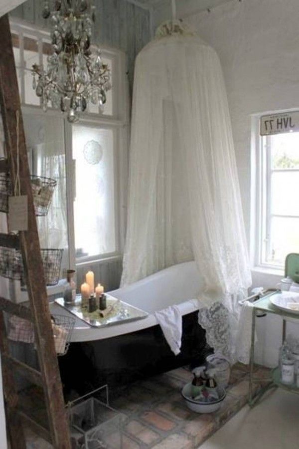 Romantic And Cozy Bathroom Decor 