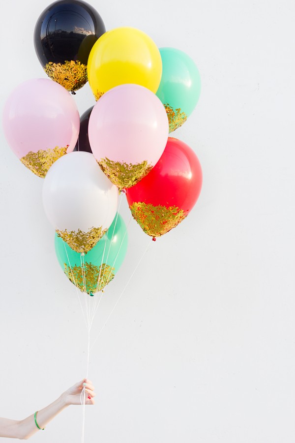DIY Confetti Dipped Balloons. 