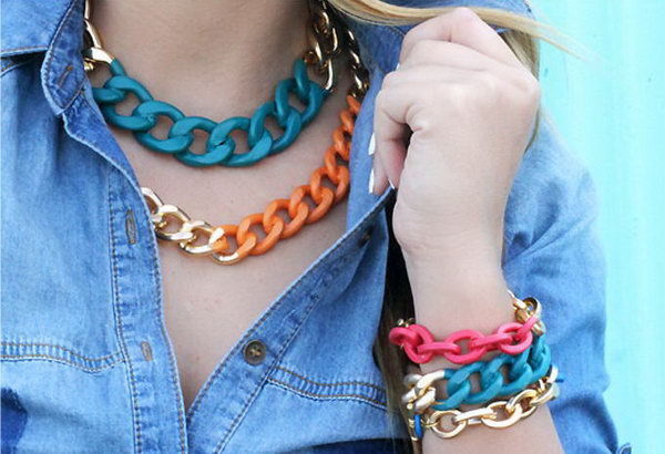 Simple Chain Necklace with Bright Colors 
