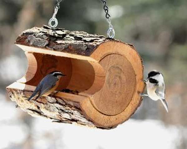 DIY Wood Bird Feeder. 