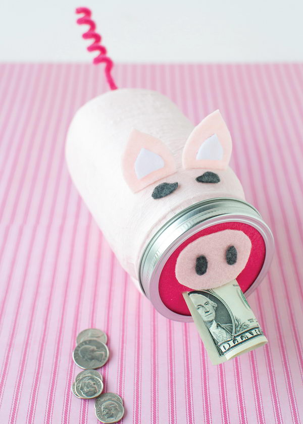 Mason Jar Craft of Piggy Bank. 