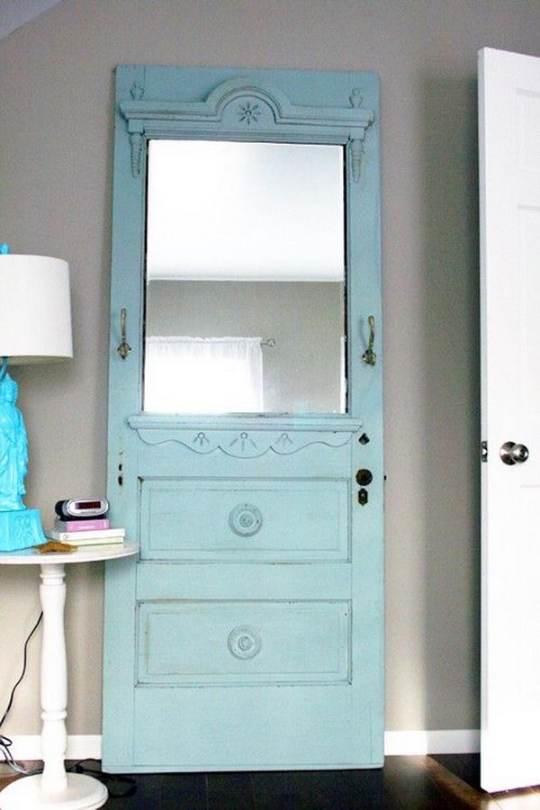 Repurposed Mirror Frame. I absolutely love it, it looks awesome design. 