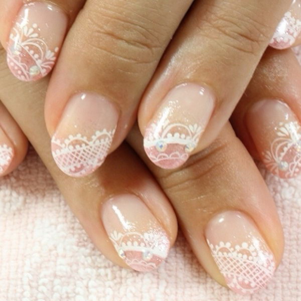 White and Pink Lace Nail. 