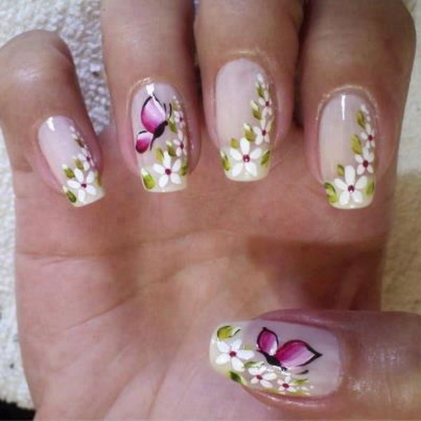 Butterfly Nail Design With Flowers. 