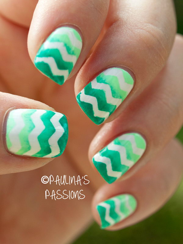 Gradient Green Chevron Nails. See the tutorial 