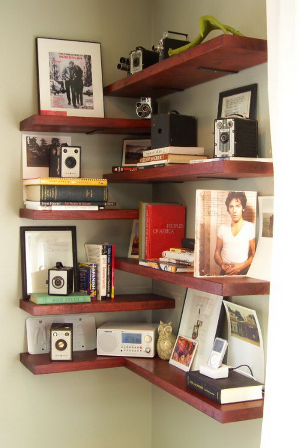 DIY Corner Shelves. Get the tutorial 