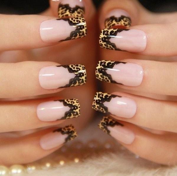 Animal Print and Black Lace Nails. 
