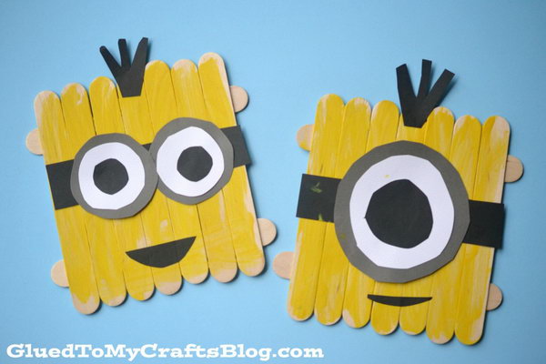 Popsicle Stick Minions. Get the tutorial 