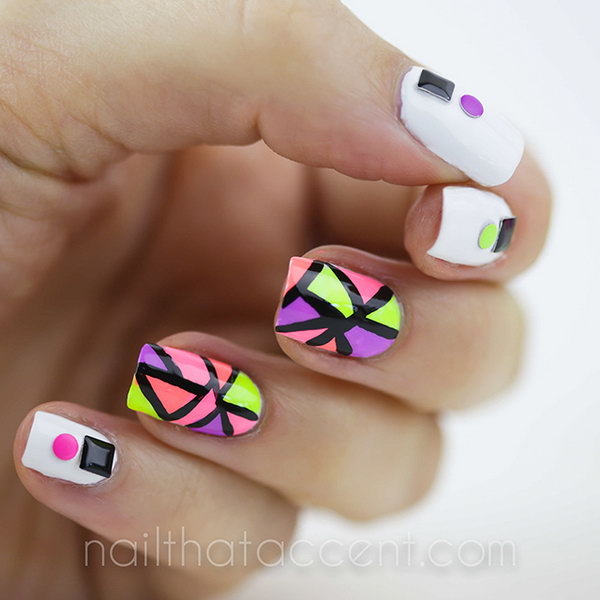 Black Outlined Neon Nail Art. 