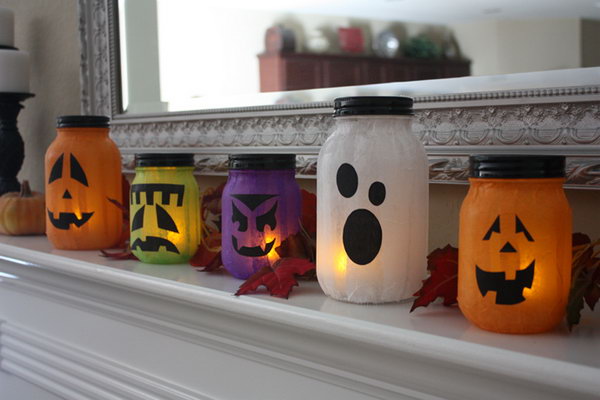 Mason Jar Pumpkin less Jack o Lanterns. These fun pumpkin lanterns are perfect for the Halloween decoration. Get started to make this fun project with your kids for upcoming Halloween party. See the tutorial 