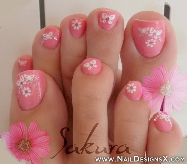Flower and Butterfly Pink Toe Nails. 