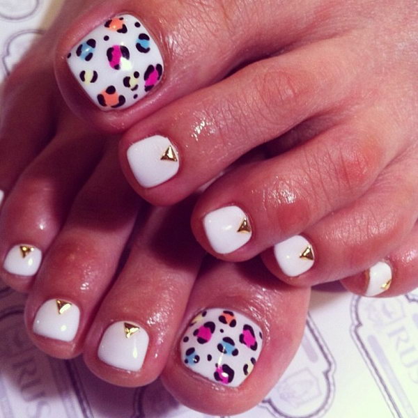Gold Studded Toenails Accented with Leopard Print. 