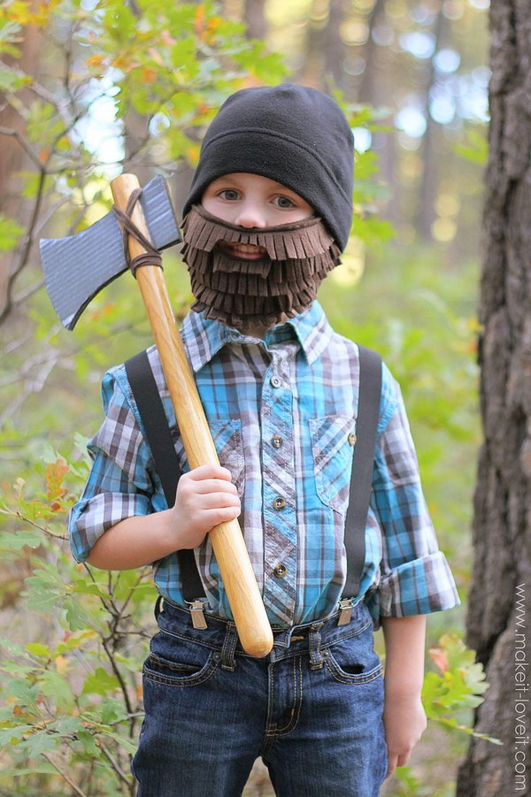 DIY Lumberjack Costume with Beard and Axe. 