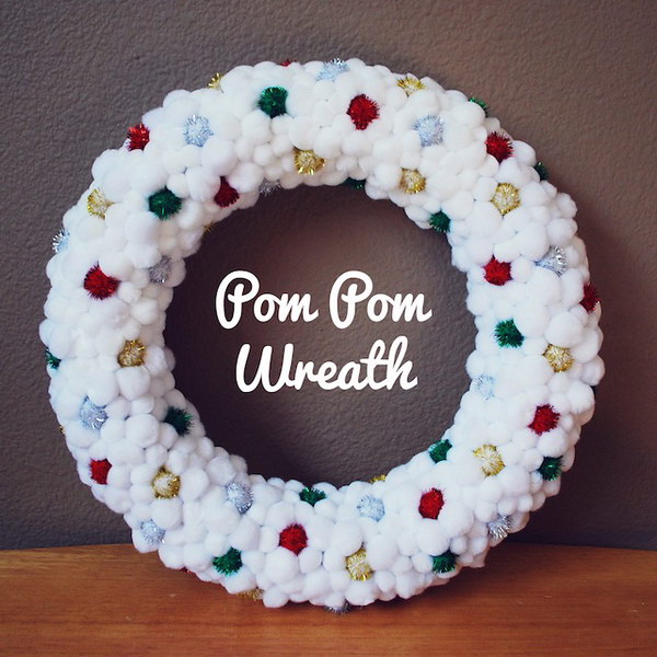 Pom Pom Wreath Tutorial 