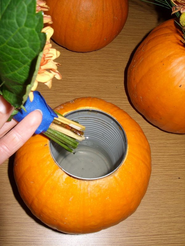 DIY Real Pumpkin Flower Vase 