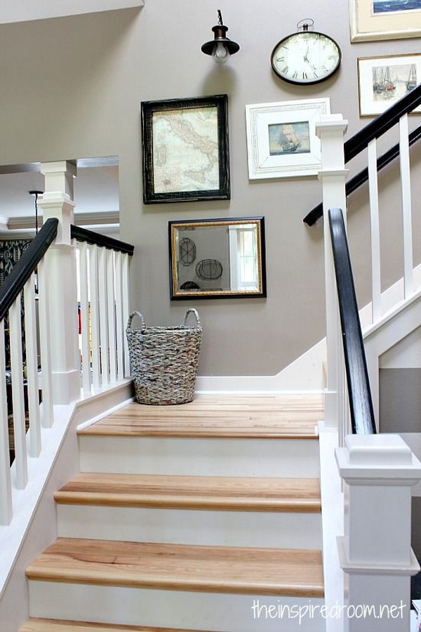 Staircase Wall Galery With Black Painted Oak Handrails. 