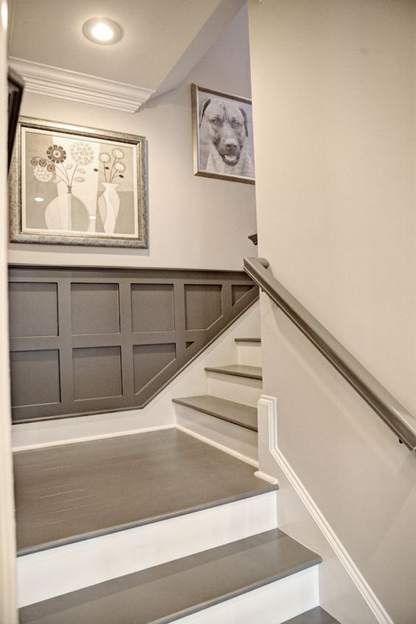 Chic Ways To Decorate Your Staircase Wall 2022