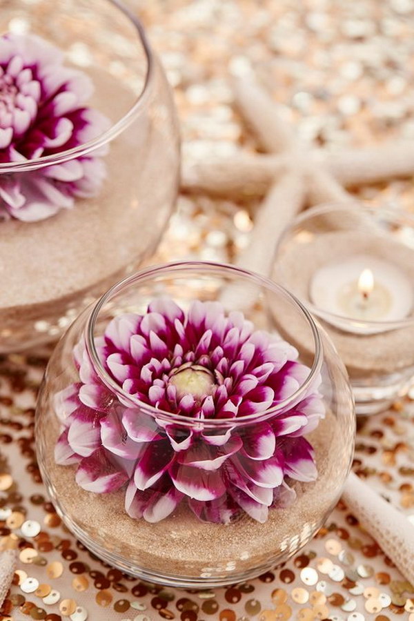 DIY Sand And Flowers Wedding Centerpieces. 
