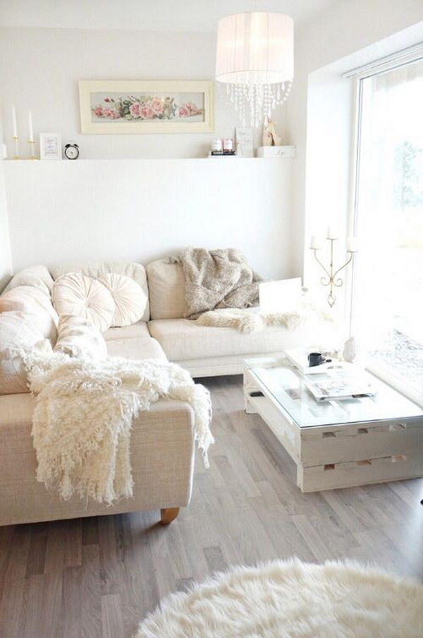 Cozy Shabby Chic Living Room 