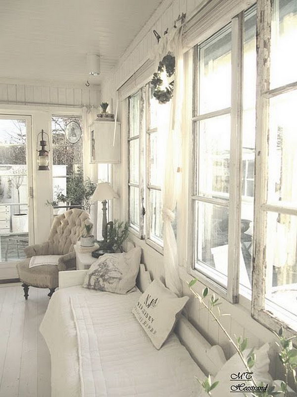 Shabby Chic Living Room Decor Idea 
